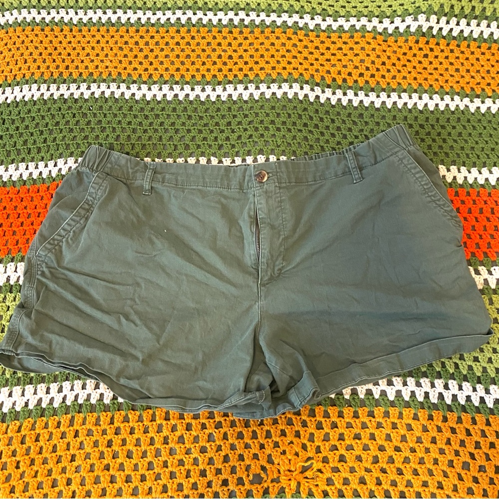 Old Navy Green everyday shorts